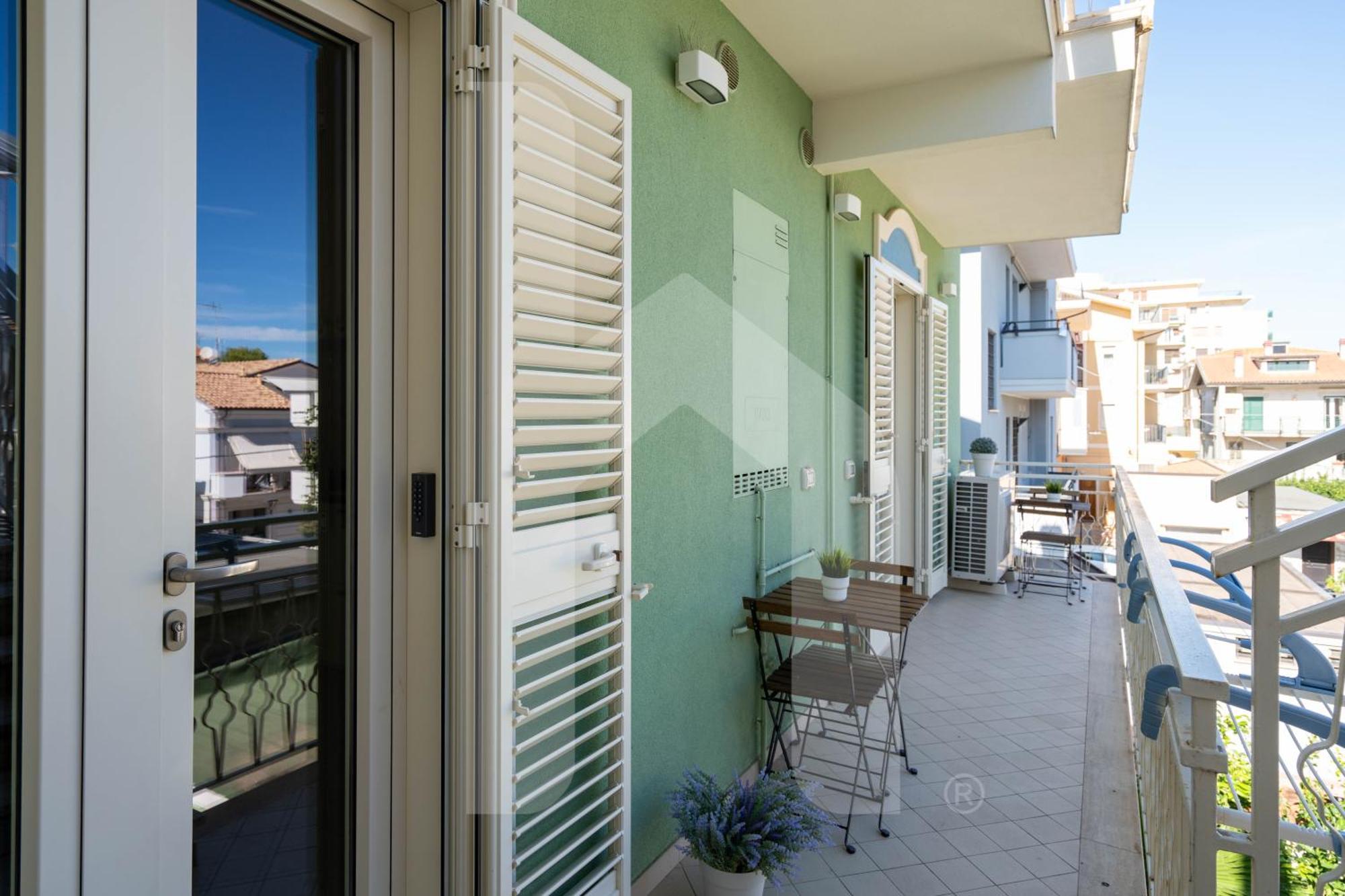 شقة Homiday - Residenza D'Annunzio بينيتو المظهر الخارجي الصورة