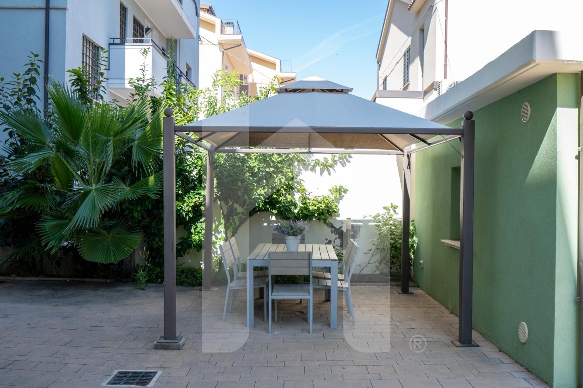 شقة Homiday - Residenza D'Annunzio بينيتو المظهر الخارجي الصورة